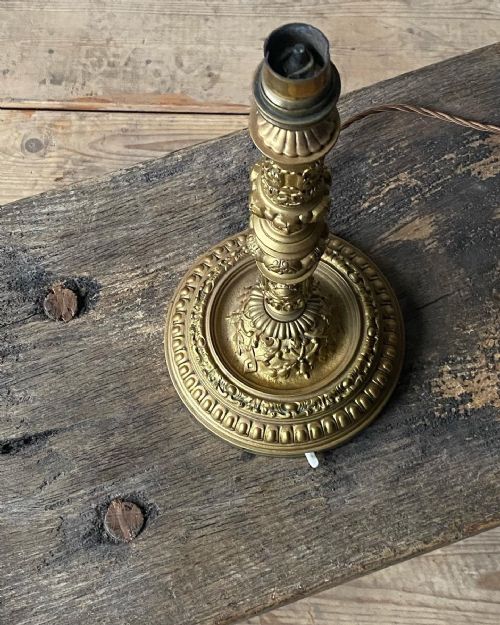 ANTIQUE GILT BRASS TABLE LAMP - ADDITIONAL PHOTO 4