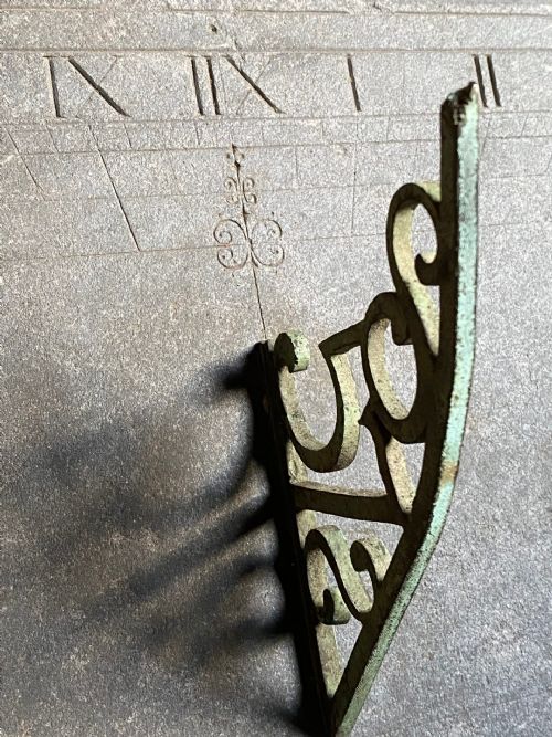 ANTIQUE SLATE SUNDIAL - ADDITIONAL PHOTO 4