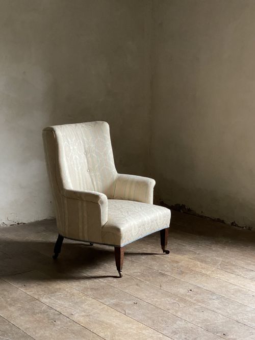 19THC UPHOLSTERED ARMCHAIR - ADDITIONAL PHOTO 4