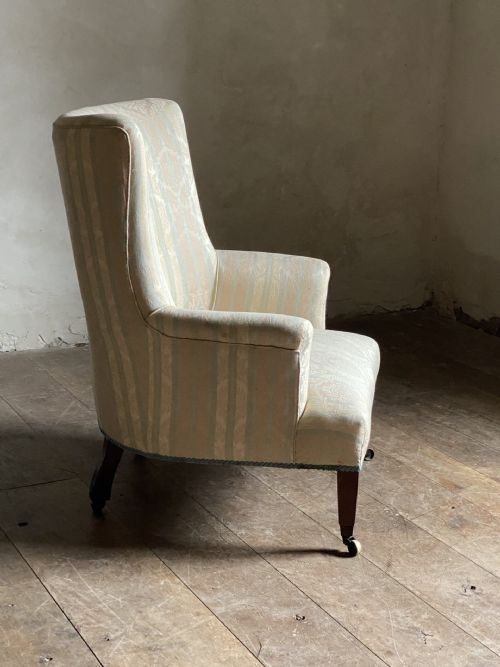 19THC UPHOLSTERED ARMCHAIR - ADDITIONAL PHOTO 5