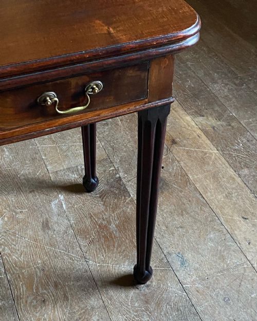 GEORGIAN MAHOGANY TEA TABLE - ADDITIONAL PHOTO 1