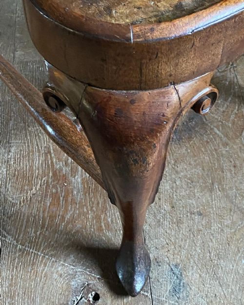 A PAIR OF QUEEN ANNE SIDE CHAIRS - ADDITIONAL PHOTO 9