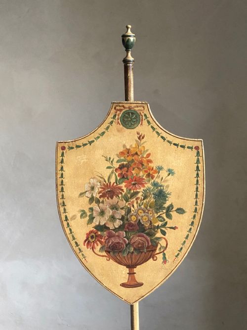 REGENCY PAINTED POLE SCREEN - ADDITIONAL PHOTO 4