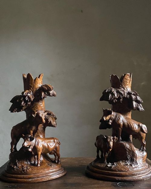19THC CARVED SWISS BRIENZER BLACK FOREST COWS - ADDITIONAL PHOTO 5