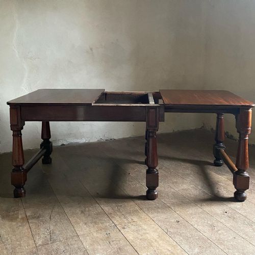 19THC MAHOGANY EXTENDING TABLE - ADDITIONAL PHOTO 6