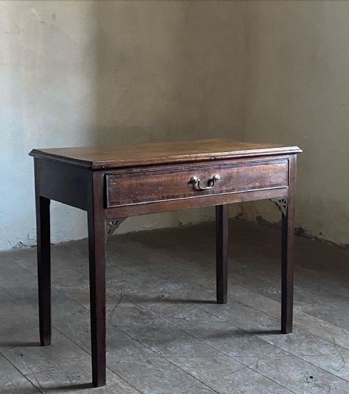 18THC OAK SIDE TABLE - ADDITIONAL PHOTO 4