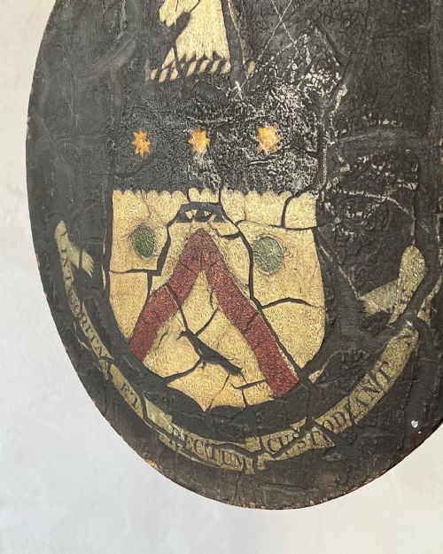 PAINTED ARMORIAL ROUNDEL - ADDITIONAL PHOTO 3