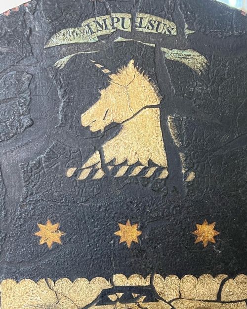 PAINTED ARMORIAL ROUNDEL - ADDITIONAL PHOTO 5