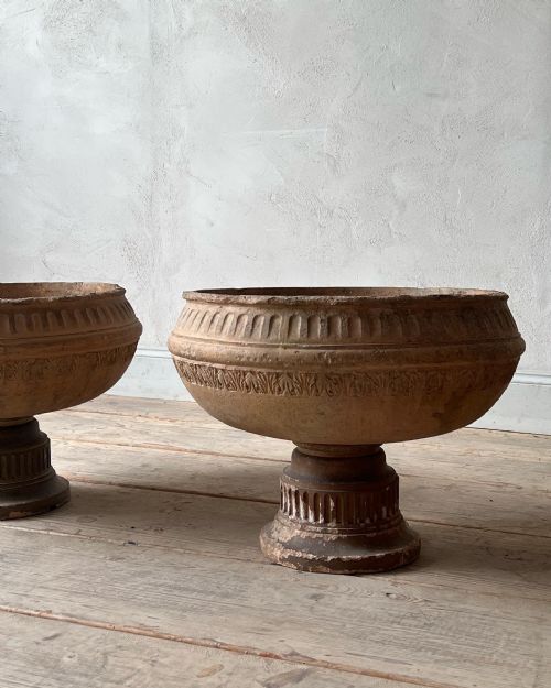 A 19THC PAIR OF BUFF TERRACOTTA URNS - ADDITIONAL PHOTO 3