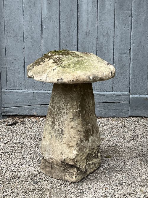 COTSWOLD STADDLE STONE - ADDITIONAL PHOTO 2