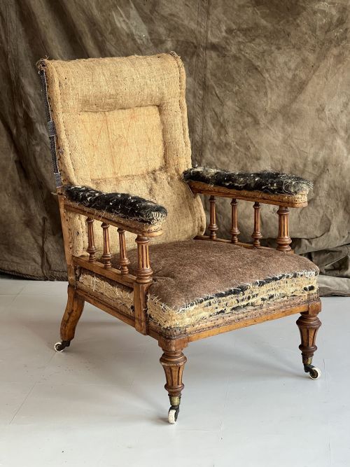 19thc oak framed open armchair - CATEGORY: ANTIQUE CHAIRS - DATED VICTORIAN