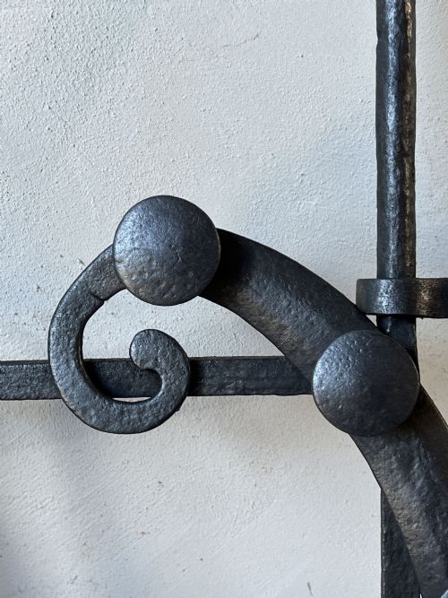 18THC WROUGHT IRON FIRE CRANE - ADDITIONAL PHOTO 4