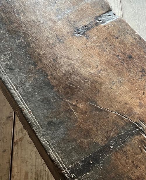 16THC OAK PLANK CHEST - ADDITIONAL PHOTO 2