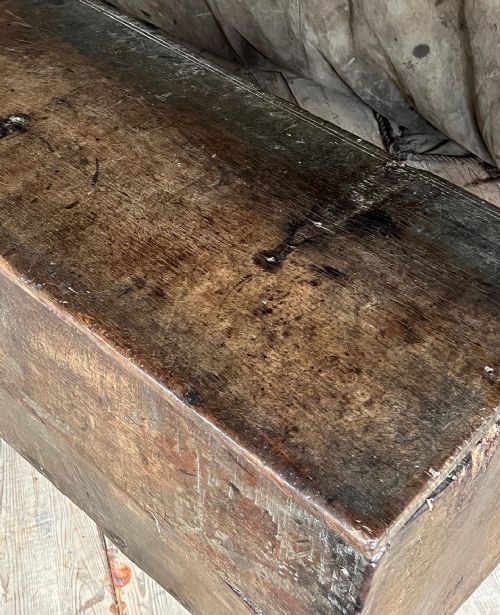 16THC OAK PLANK CHEST - ADDITIONAL PHOTO 6