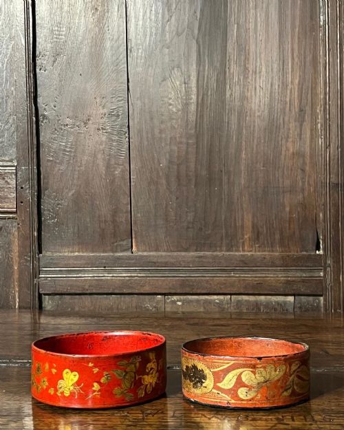 TWO REGENCY RED PAPIERMCH COASTERS - ADDITIONAL PHOTO 2