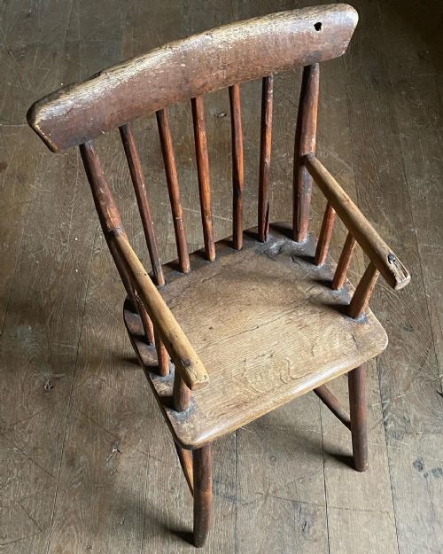 PRIMITIVE CHILDS STICK BACK HIGHCHAIR - ADDITIONAL PHOTO 3