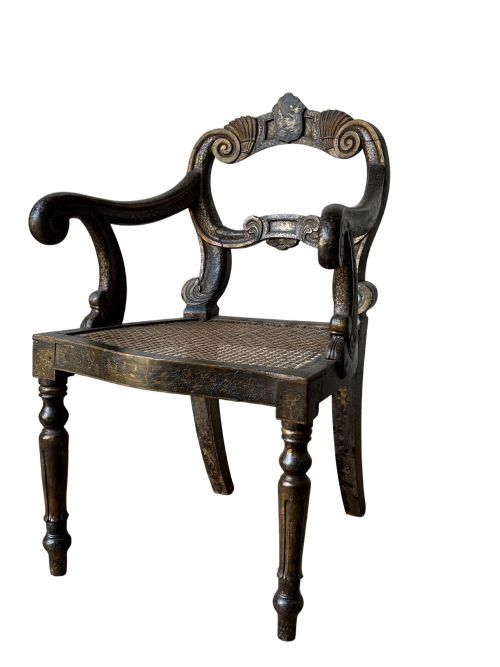 AN EARLY 19THC DECORATED ARMCHAIR - ADDITIONAL PHOTO 3