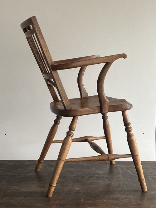 ANTIQUE MEDLESHAM ARMCHAIR - ADDITIONAL PHOTO 4