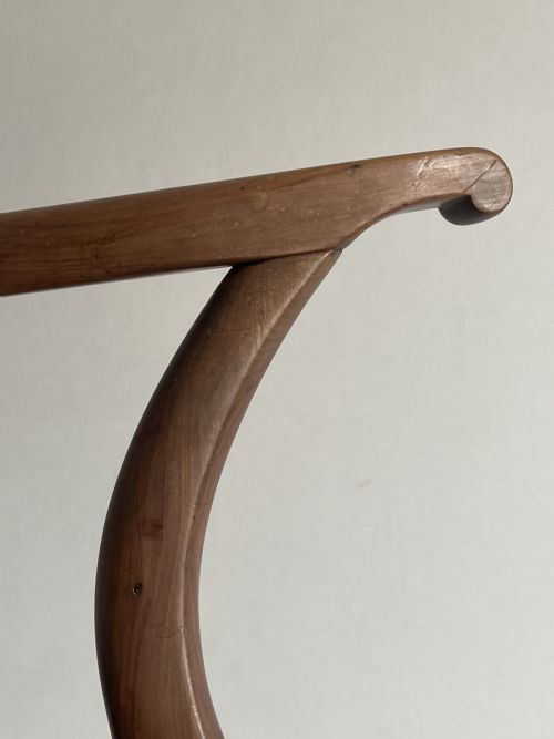 ANTIQUE MEDLESHAM ARMCHAIR - ADDITIONAL PHOTO 7