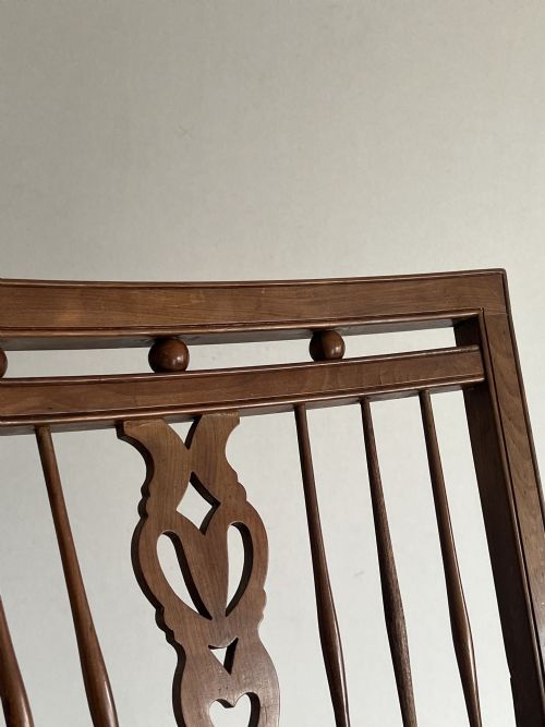 ANTIQUE MEDLESHAM ARMCHAIR - ADDITIONAL PHOTO 9