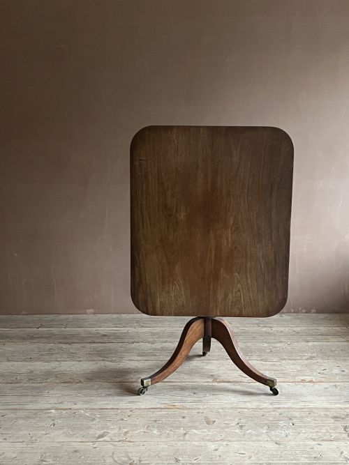 GEORGE III MAHOGANY BREAKFAST TABLE - ADDITIONAL PHOTO 4