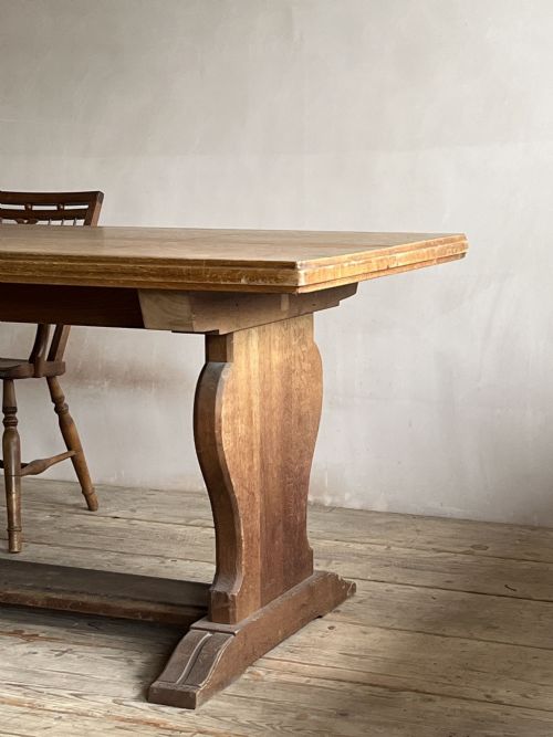 20THC OAK TABLE BY HEALS - ADDITIONAL PHOTO 1