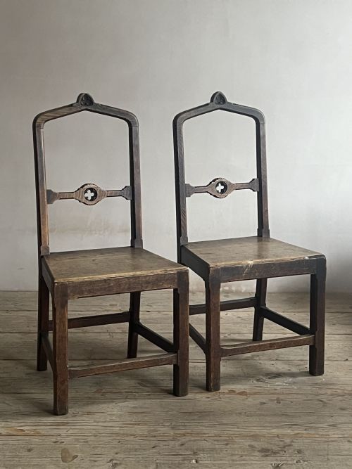 a pair of gothic oak side chairs - CATEGORY: ANTIQUE CHAIRS - DATED 19TH CENTURY