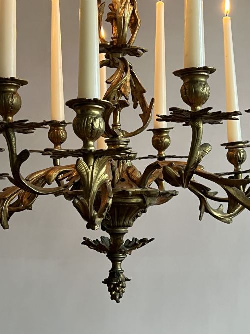 12 ARM GILT BRASS CANDELABRA - ADDITIONAL PHOTO 5
