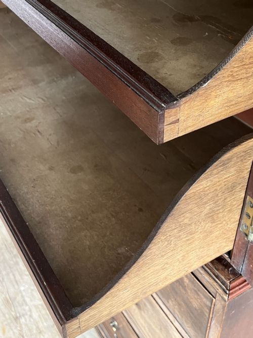 GEORGE III MAHOGANY LINEN PRESS - ADDITIONAL PHOTO 7