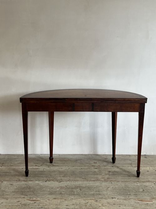 18THC SATINWOOD DEMI LUNE CARD TABLE - ADDITIONAL PHOTO 2