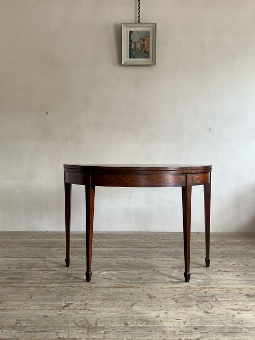 18THC SATINWOOD DEMI LUNE CARD TABLE - ADDITIONAL PHOTO 9