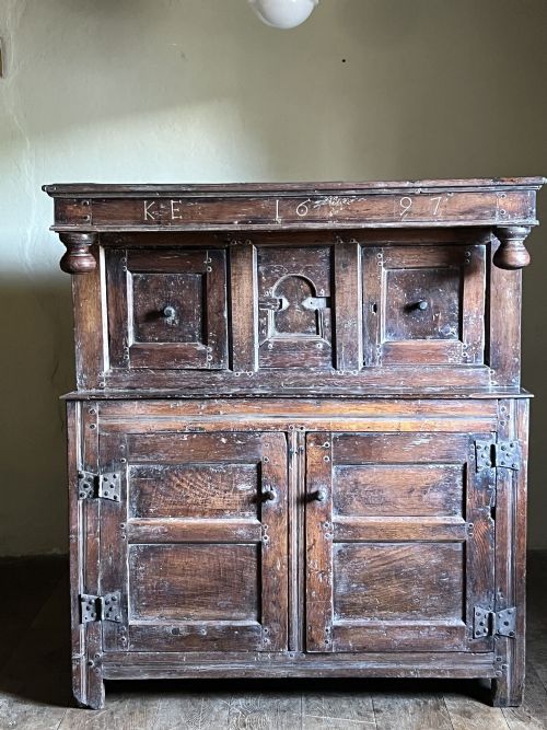 17THC OAK PRESS OR COURT CUPBOARD - ADDITIONAL PHOTO 5