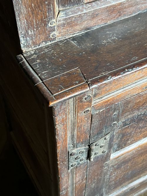 17THC OAK PRESS OR COURT CUPBOARD - ADDITIONAL PHOTO 12