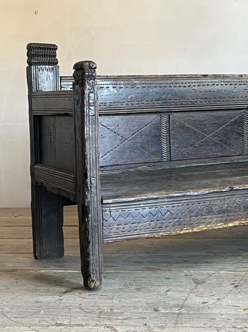 PRIMITIVE BENCH - ADDITIONAL PHOTO 6