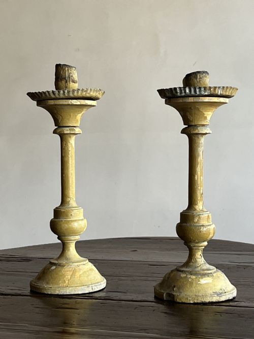 18THC PAINTED WOODEN CANDLESTICKS - ADDITIONAL PHOTO 7