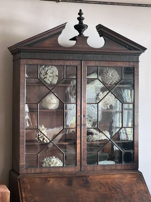 18THC MAHOGANY BUREAU BOOKCASE - ADDITIONAL PHOTO 4
