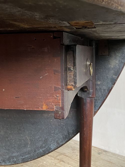 18THC MAHOGANY DROP LEAF TABLE - ADDITIONAL PHOTO 5