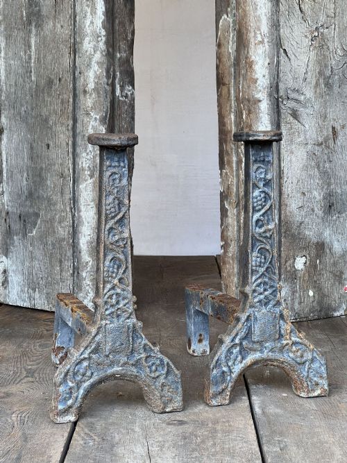 GOTHIC CAST IRON ANDIRONS - ADDITIONAL PHOTO 3
