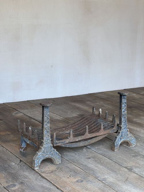 GOTHIC CAST IRON ANDIRONS - ADDITIONAL PHOTO 4