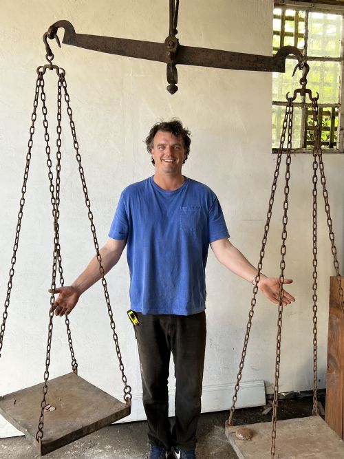HUGE ANTIQUE WROUGHT IRON BALANCE SCALES - ADDITIONAL PHOTO 4
