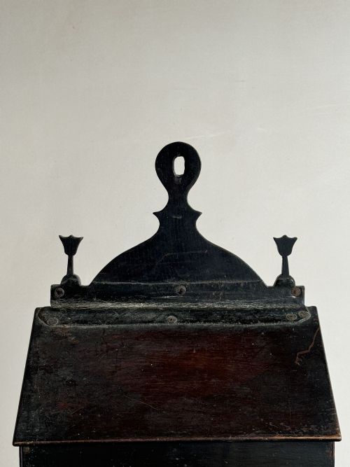 GEORGIAN OAK CANDLE SALT BOX - ADDITIONAL PHOTO 1