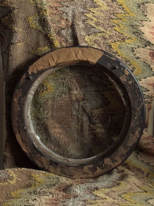 19THC MAHOGANY CONVEX GLASS PICTURE FRAME - ADDITIONAL PHOTO 6