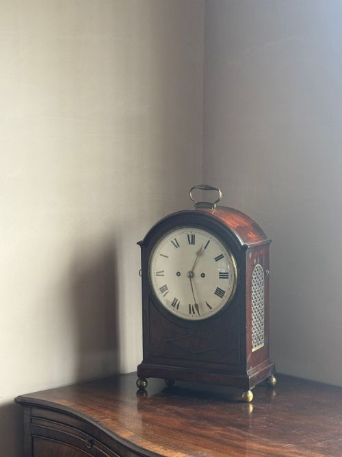 REGENCY MAHOGANY BRACKET CLOCK - ADDITIONAL PHOTO 1