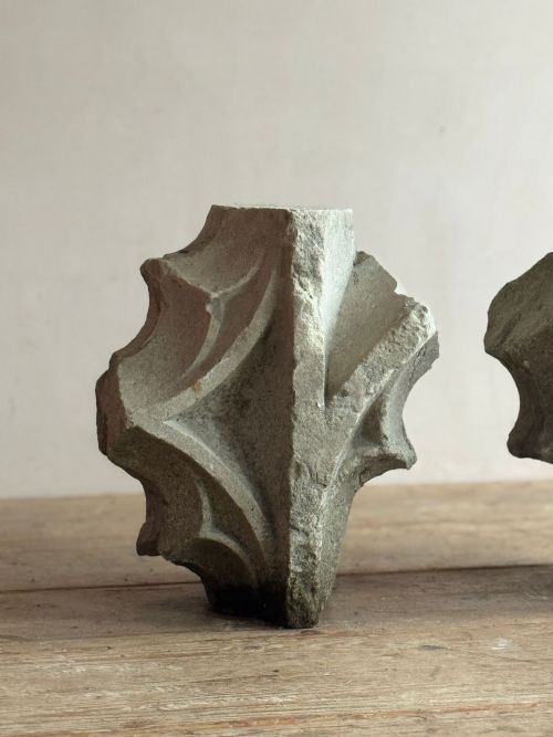 LIMESTONE TRACERY FRAGMENTS - ADDITIONAL PHOTO 5