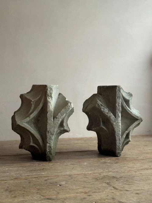 LIMESTONE TRACERY FRAGMENTS - ADDITIONAL PHOTO 9