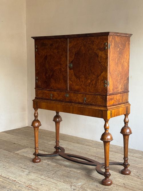 17THC OLIVE WOOD CABINET ON STAND - ADDITIONAL PHOTO 3