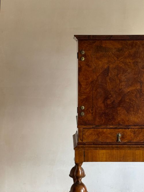 17THC OLIVE WOOD CABINET ON STAND - ADDITIONAL PHOTO 4