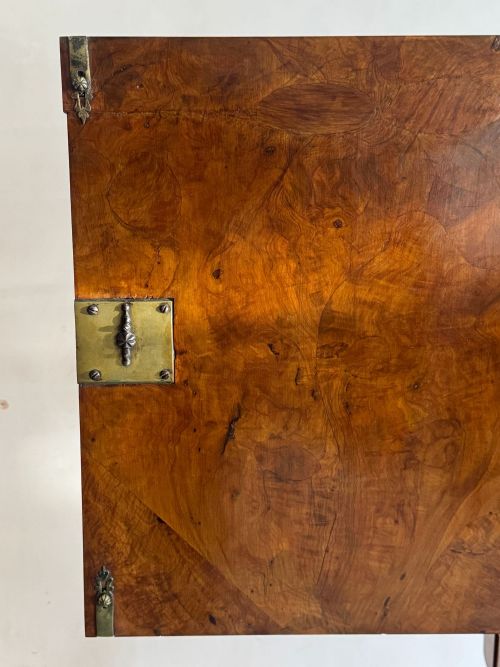 17THC OLIVE WOOD CABINET ON STAND - ADDITIONAL PHOTO 9