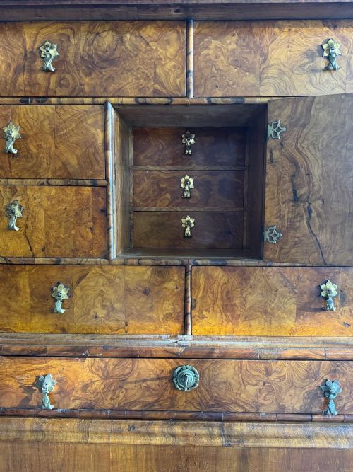 17THC OLIVE WOOD CABINET ON STAND - ADDITIONAL PHOTO 10