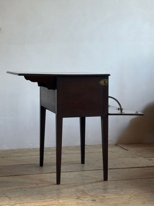 GEORGIAN MAHOGANY DECEPTION TABLE - ADDITIONAL PHOTO 5